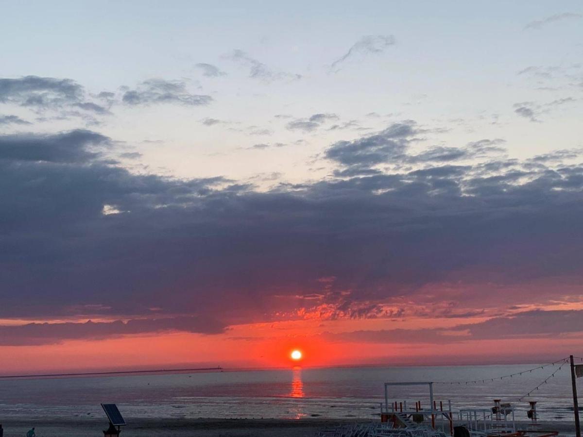 Năvodari Wave 2 Mamaia Prima Linie Vedere La Mare 120Mp מראה חיצוני תמונה